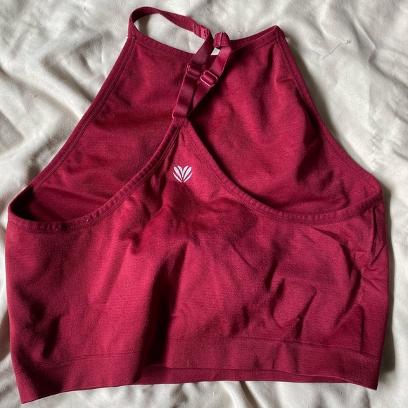 Forever 21 Active Tank - Picture 2 of 3